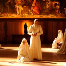 young-pope-220-x-220