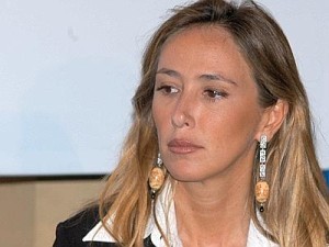 Stefania Prestigiacomo è un rappresentante dell'attiva classe imprenditoriale augustana. Come bussare alla porta dei tanti siciliani ai vertici di Roma?