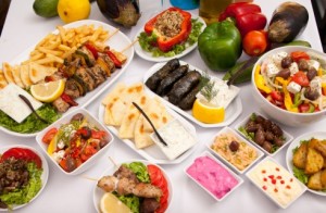 Antipasto misto: è il molto amato dai greci ma non ha una collocazione precisa fra le varie portate