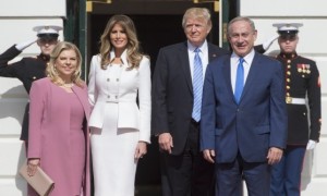 Trump e Netanyahu con le due consorti