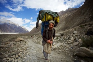 K2 and the Invisible Footmen
