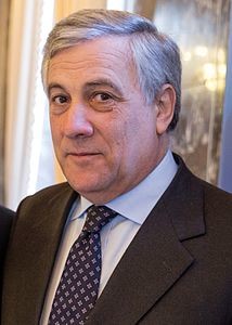 Antonio Tajani in un'immagine del 2016. Studente del liceo Tasso di Roma si è laureato in legge alla Sapienza. E' uno dei più stimati esponenti di Forza Italia e dei più fedeli collaboratori di Berlusconi. 