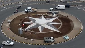 La Rosa dei Venti novità che riconduce alla marineria la rotonda al quadrivio di Foce Bisagno