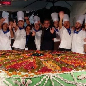 La cassata più grande (per peso) della storia: 1300 Kg.