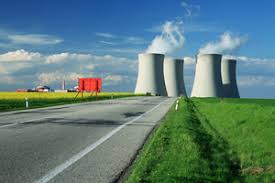 Il nucleare rispetta l'agricoltura, non emette CO2 (perché non c'è combustione) ma solo vapore acqueo. Comunque la fisssione sarà prsto sostituita dalla fusione chg rieolverà del tutto il problema energetico.. L'energia è tutto, si traìsfrma in tutto