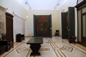 Salone della Casa museo del Castello Grifeo.