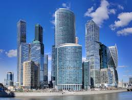 Moscow Business Center: la Russia di Putin vive anni da boom sovvertendo gli oscuri anni precedenti. E' la sola parte d'Europa che cresce in proporzione al progresso della scienza e della tecnica...