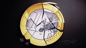 L'euro eterno imputato: uscire è impossibile. Siamo prigionieri. L'euro tiene infatti tutti per i c. ni.