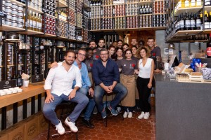 L'intero staff.