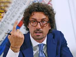 ministro delle infrastrutture e dei trasporti del Governo Conte.