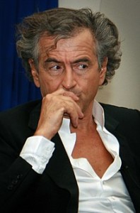 Bernard Henri Lévy filosofo e saggista,protagonista di cronache mondane.