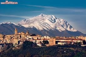 Chieti e Il Gran Sasso:quandogli appennini somigliano alle Alpi....