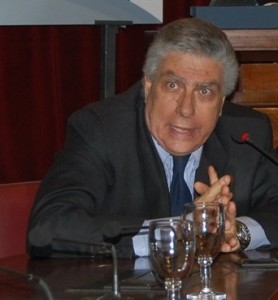 Giorgi LoCanto, notissimo sportivo palermitano. La sua "iperattività" non conosce ineruzioni.