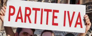 Il "popolo delle partite Iva" non è meno in pericolo. Bine addirittura perseguitato dal fisco. Aiutarlo con prestiti e finanziamenti, sarebbe , invece, basilare per risanare l'economia.