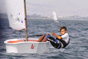 Roberto Incarbona alle cinghie.