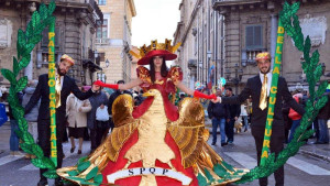 Educarnival: un'immagine del 2019 scattata in Piazza Vigliena (4 Canti di Città)
