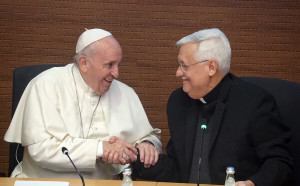 Bergoglio con Padre Angel Fiorito scrittore gesuita.