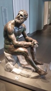 Il Pugile a riposo, scultura greca alta 128 cm, datata alla seconda metà del IV secolo a.C. e attribuita a Lisippo o alla sua immediata cerchia; rinvenuta a Roma alle pendici del Quirinale nel 1885.