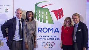 Da sx Malagò,FionaMay, Diana Bianchedi e Luca di Montezemolo quando si batterono per Roma città olimpica: inutilmente contro la Raggi e i 5Stelle. Roma si rese ridiola in titto il mondo e l'Italia diede prova di debolezza. Nel 1960 ke Olimpiadi roìmane coincisero con l'inizio el boom che l'Italia 'vomntagò a tutto il mondo.