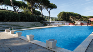 Anche la piscina, la cui disponibilità è stata riconosciuta al Coni fa parte del Foro Italiaco. Il complesso è tutt'ora di grande bellezza. Il Foro Italico è gestito adesso da Sport e Salute, filiazione del Coni.